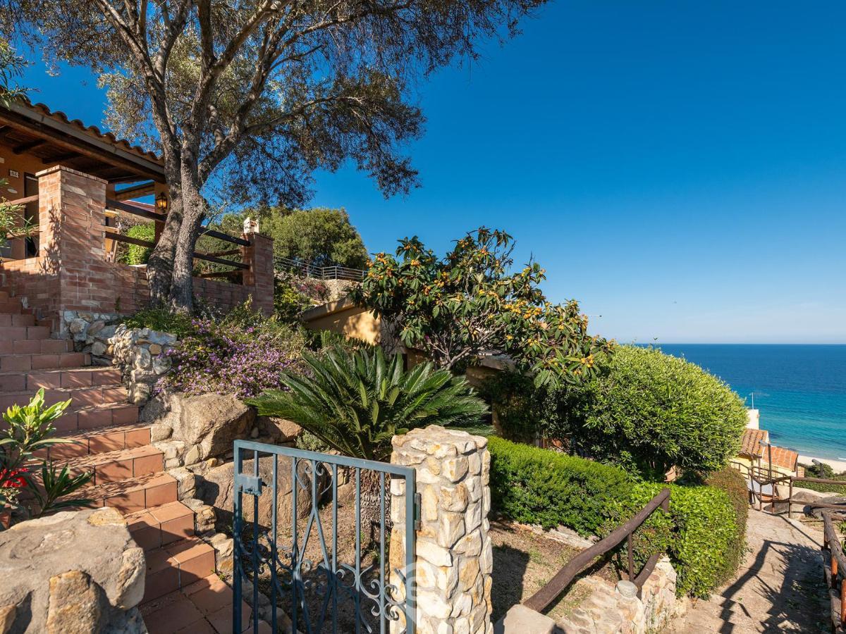 Casa Belvedere Costa Rei Eksteriør billede